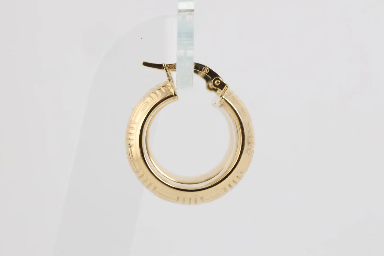 18k Yellow Gold Weave Hoop Earrings (4.34g.)