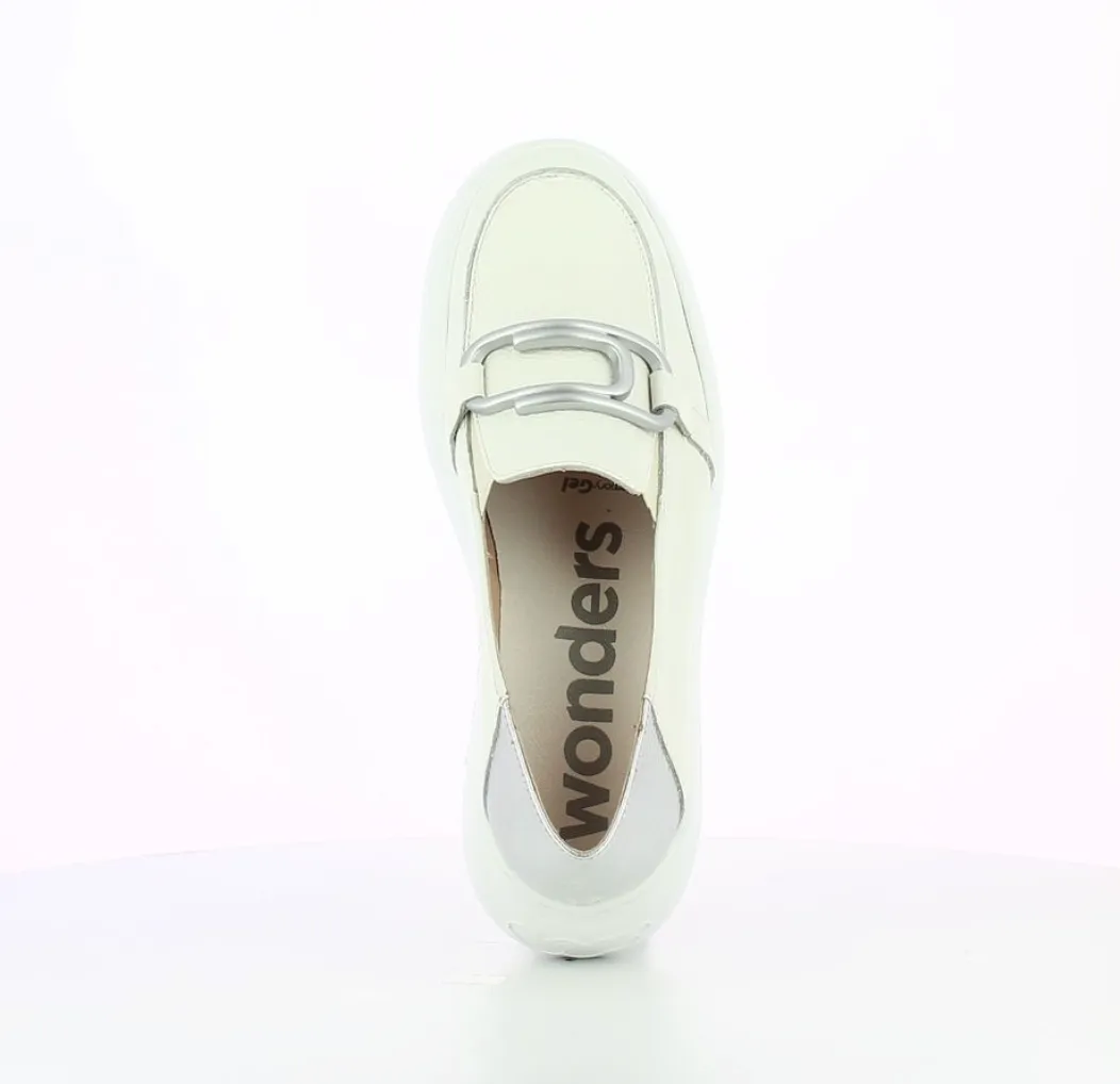 A2641 White Flatform Loafer