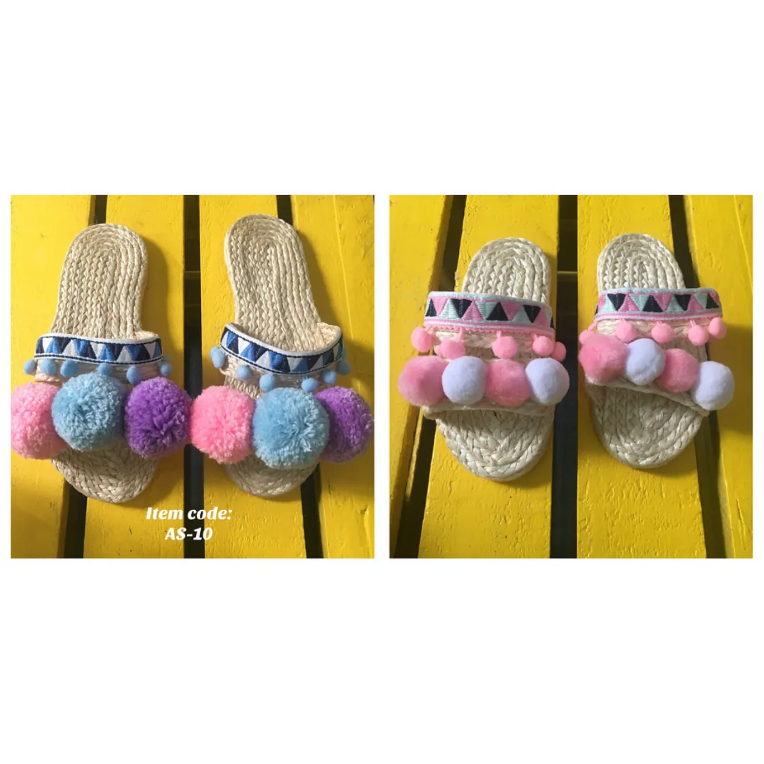 Abaca Pompom Slippers