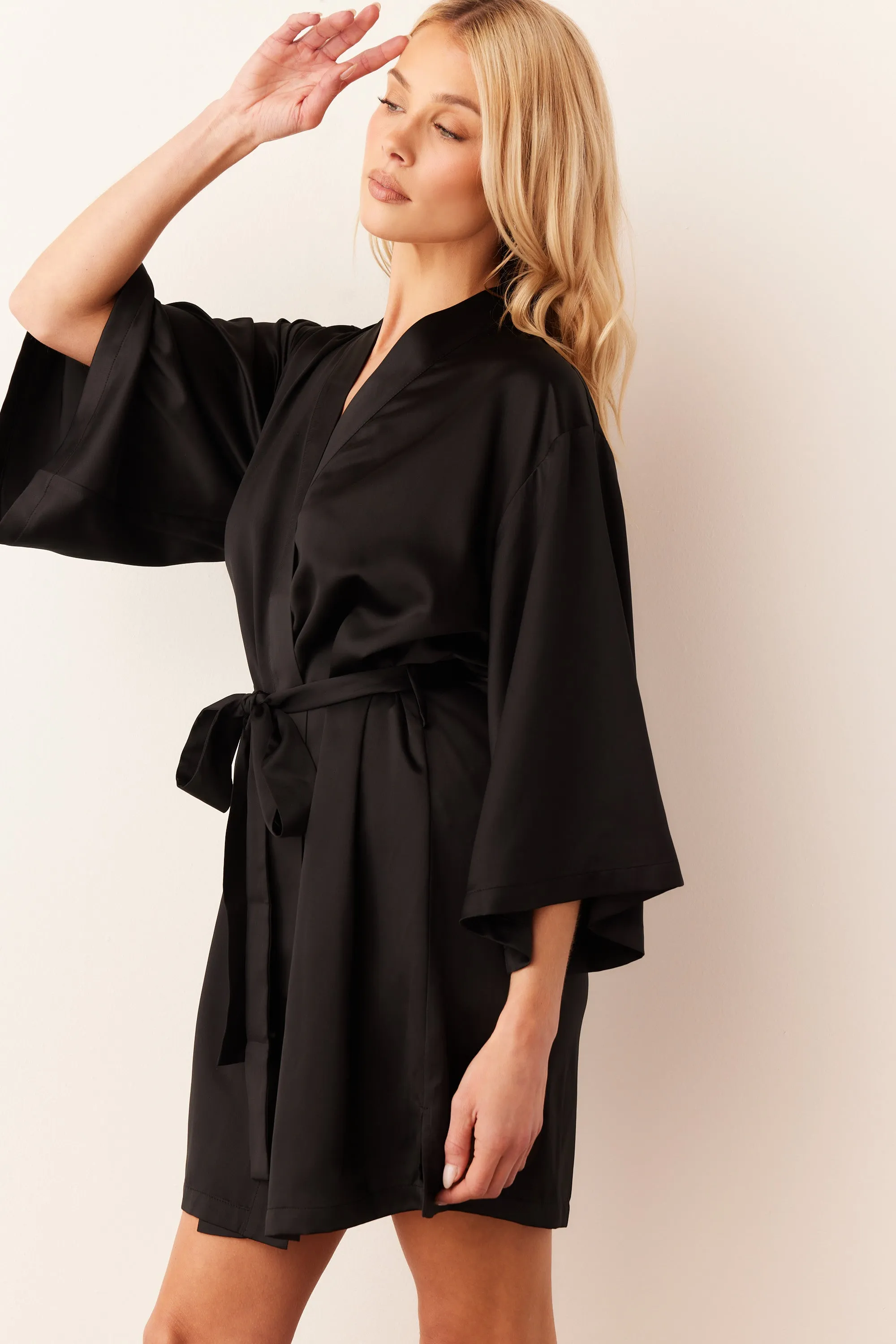 Adriana Short Kimono | Black