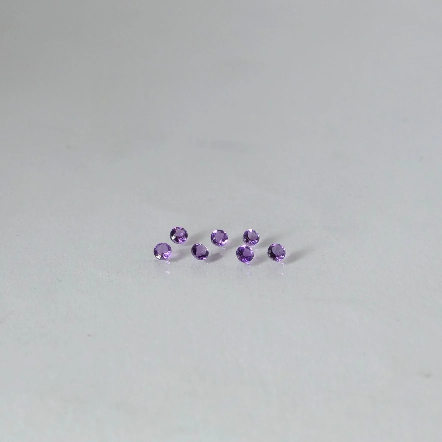 Amethyst | round cut, purple, accent stones, VS clarity, Brasil