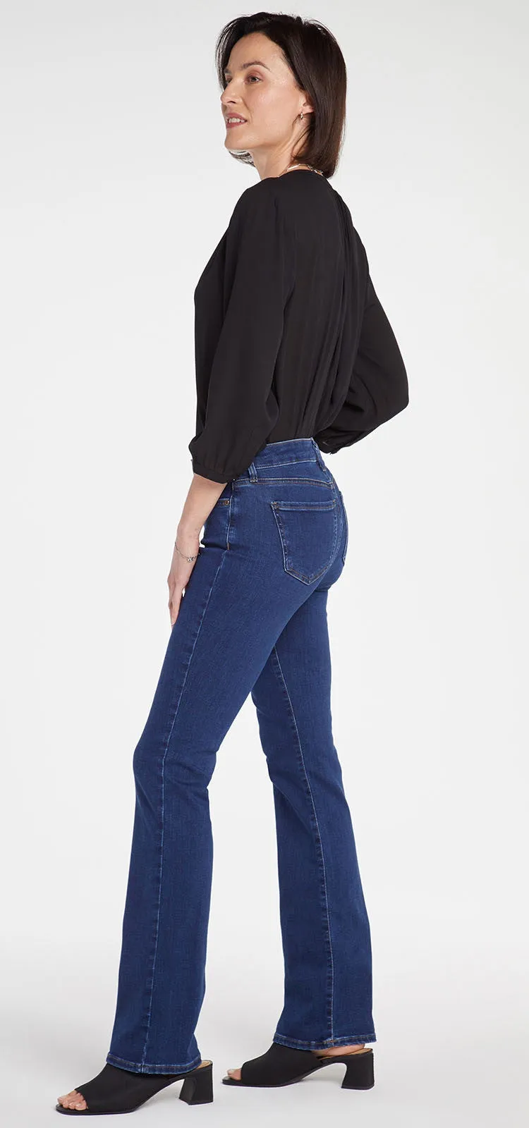 Barbara Bootcut Jeans Mediumblauw Premium Denim (Tall) | Quinn