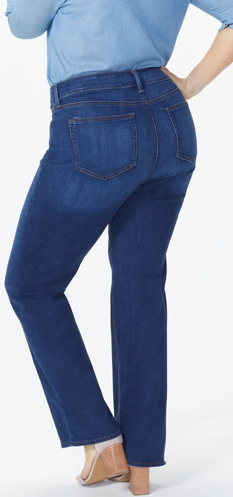 Barbara Bootcut Mediumblauw Premium Denim (Plus) | Quinn