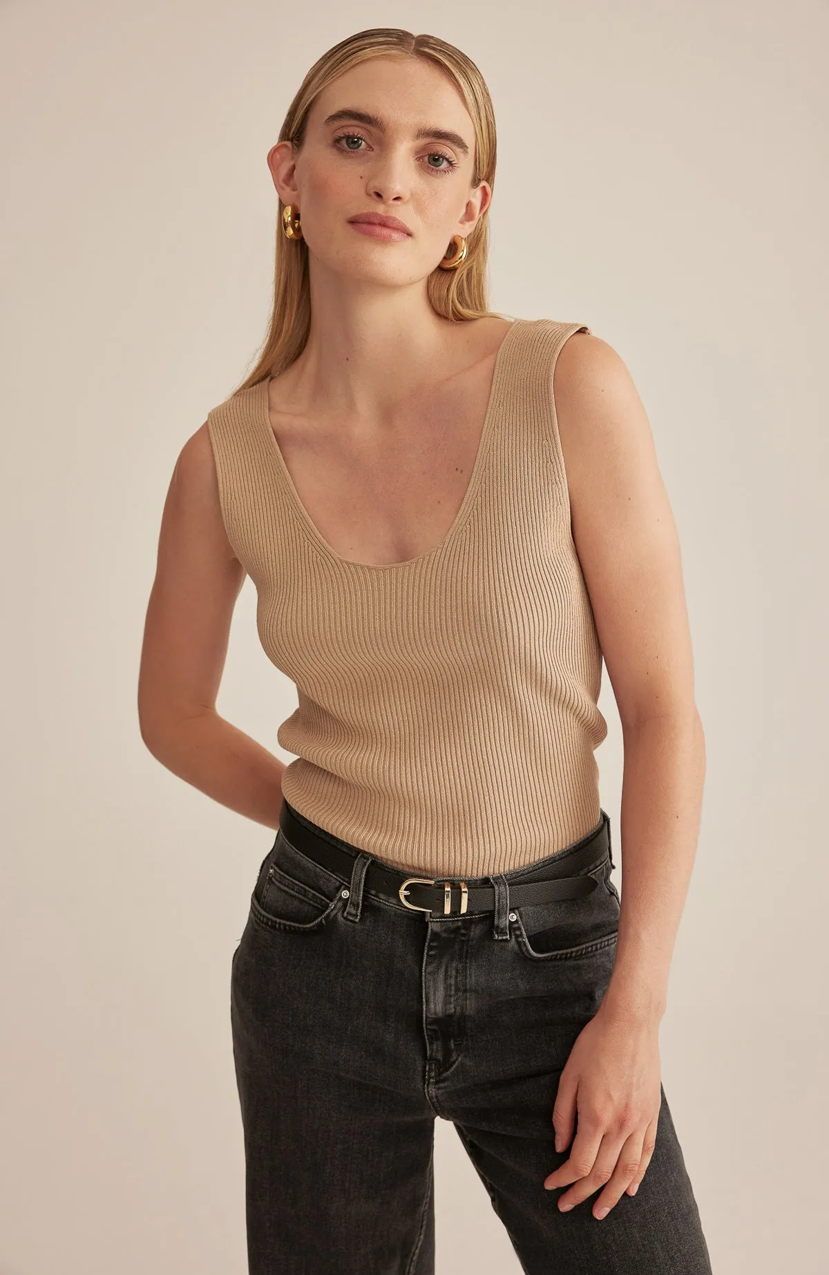 Bea Knitted Viscose Singlet