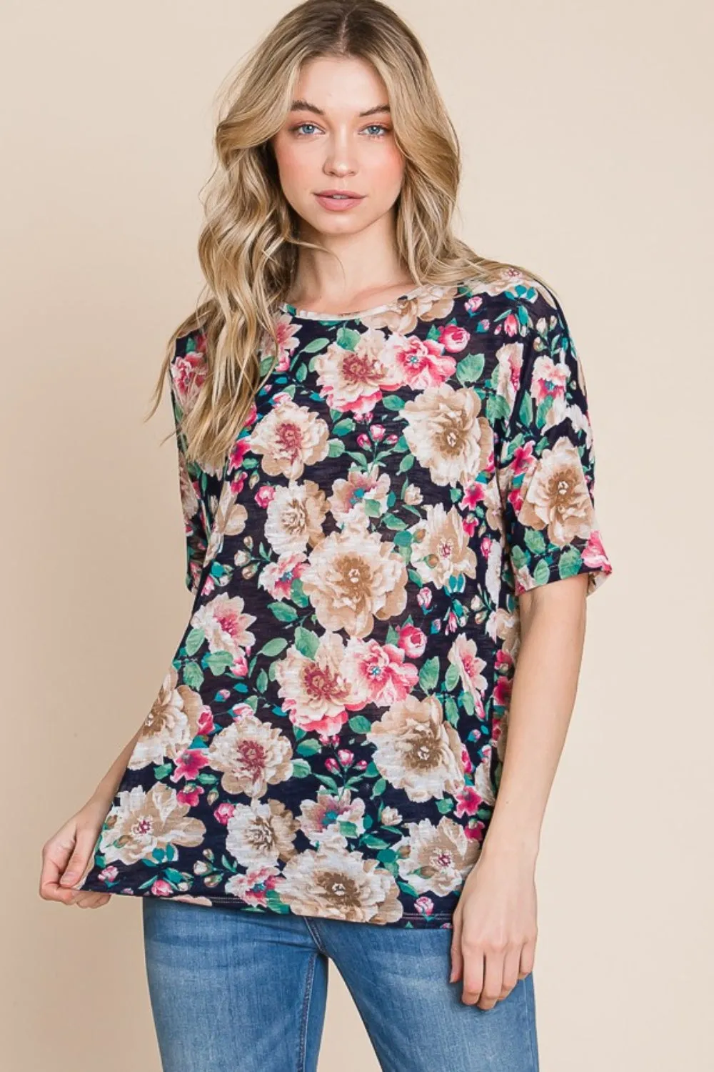 BOMBOM Floral Round Neck T-Shirt for Women - Stylish & Comfortable Top with Elegant Flower Design, Perfect for Casual Wear