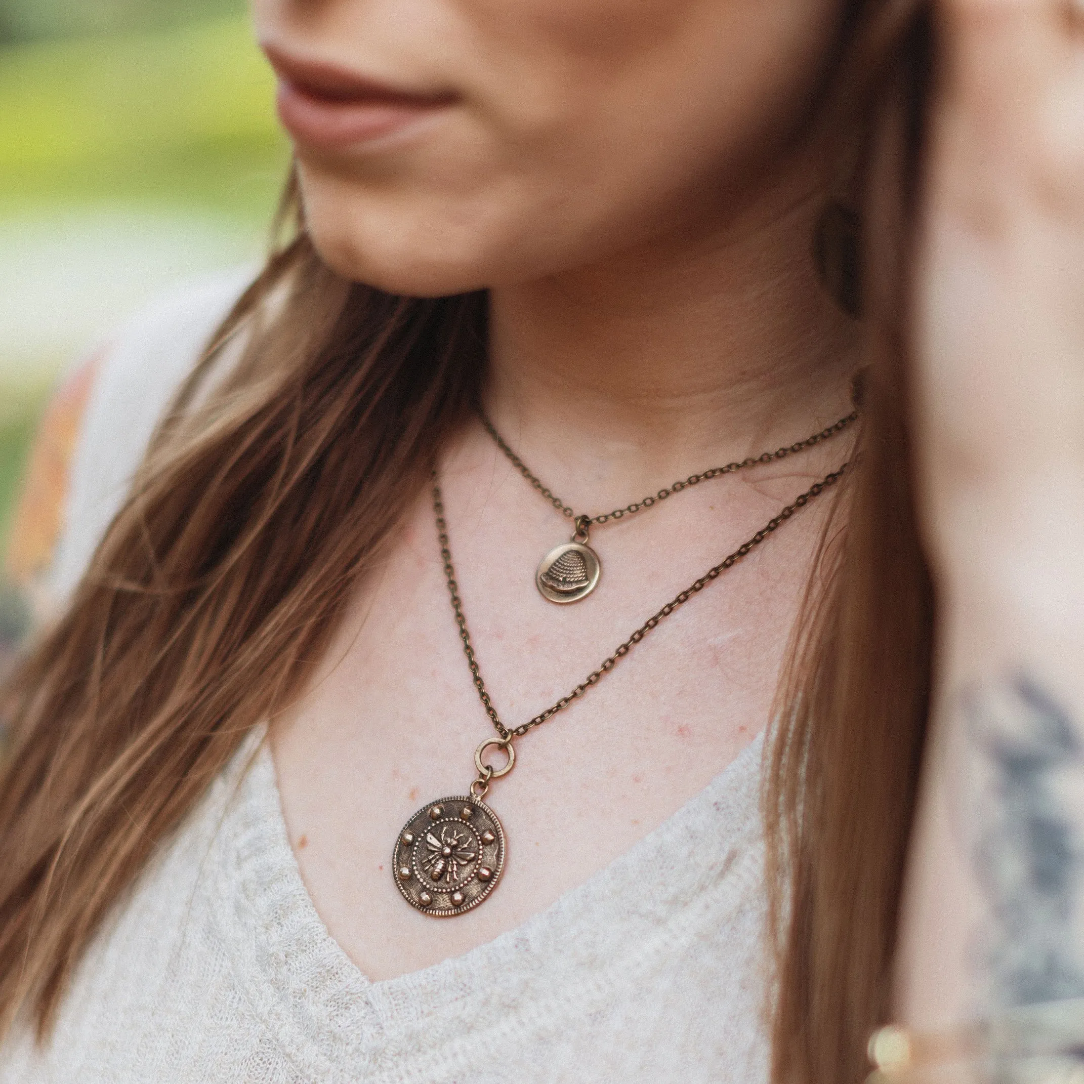 DRAGONFLY Antique Button Classic Necklace - SILVER