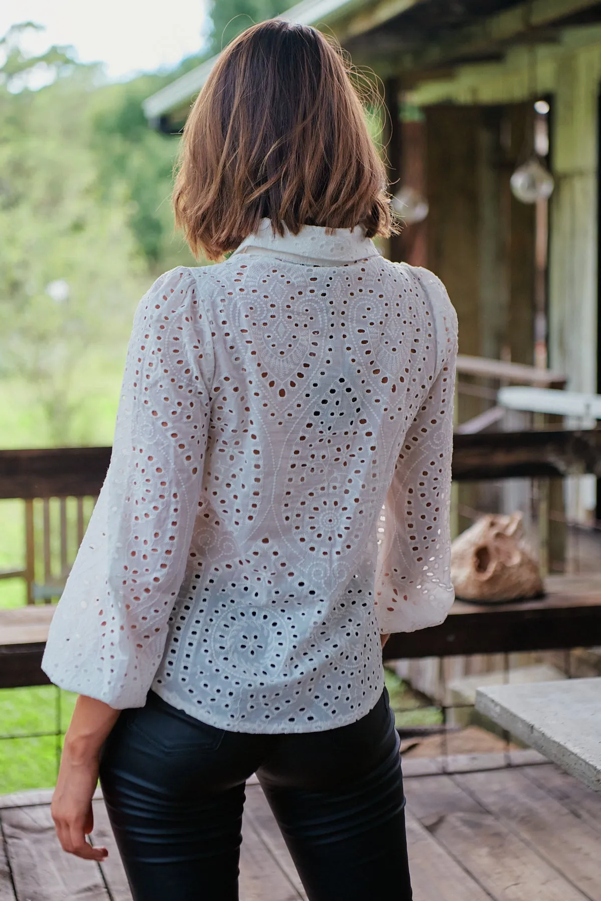 Elandra White Embroidery Long sleeve shirt