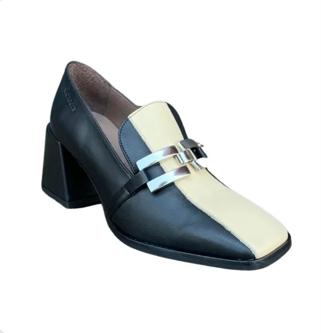 H4323 Black And Cream Loafer