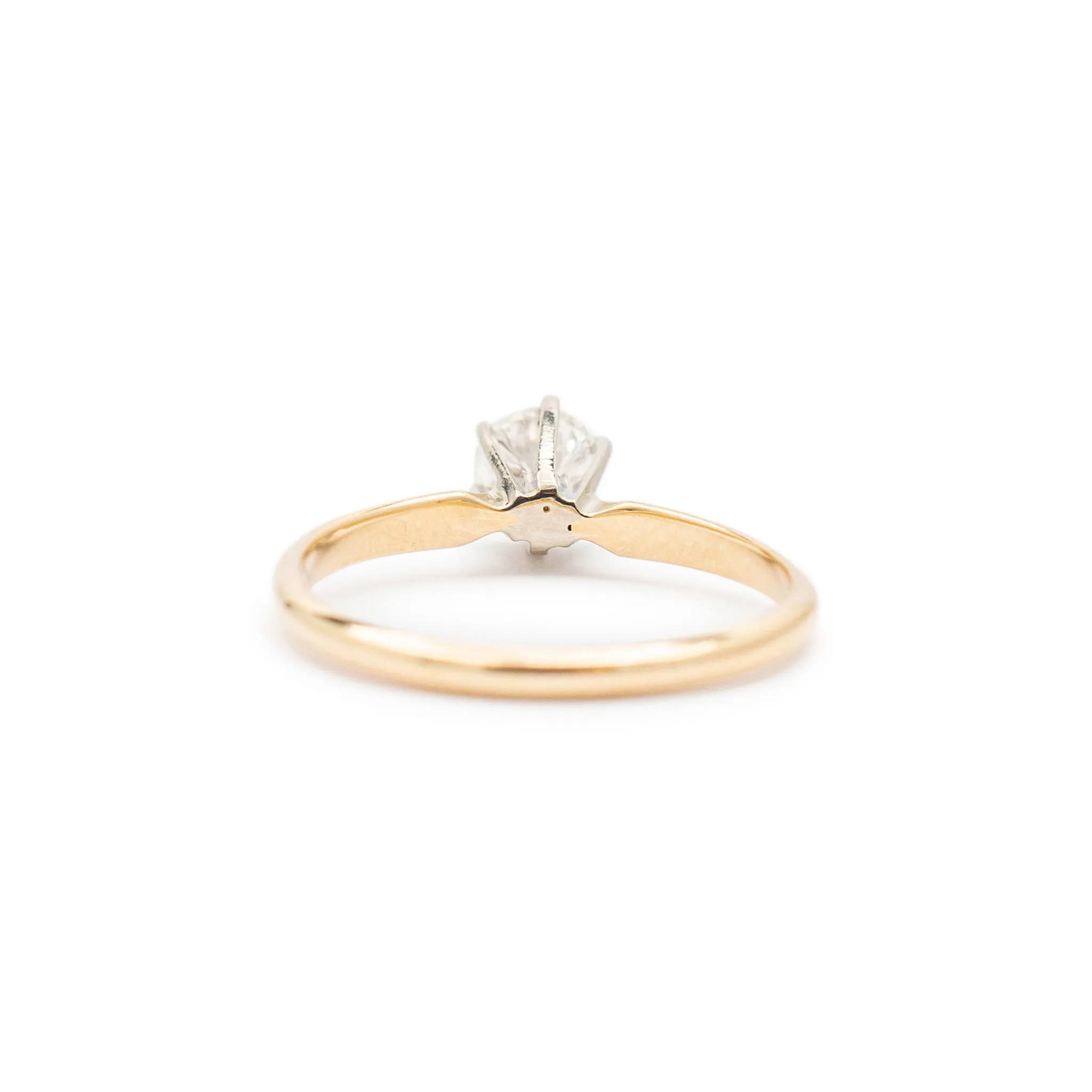 Ladies 14K Yellow Gold Solitaire Diamond Engagement Ring