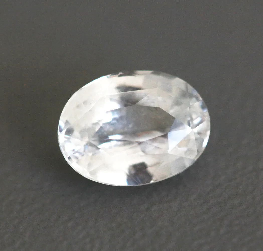 Loose 1.54 Ct Oval White Sapphire