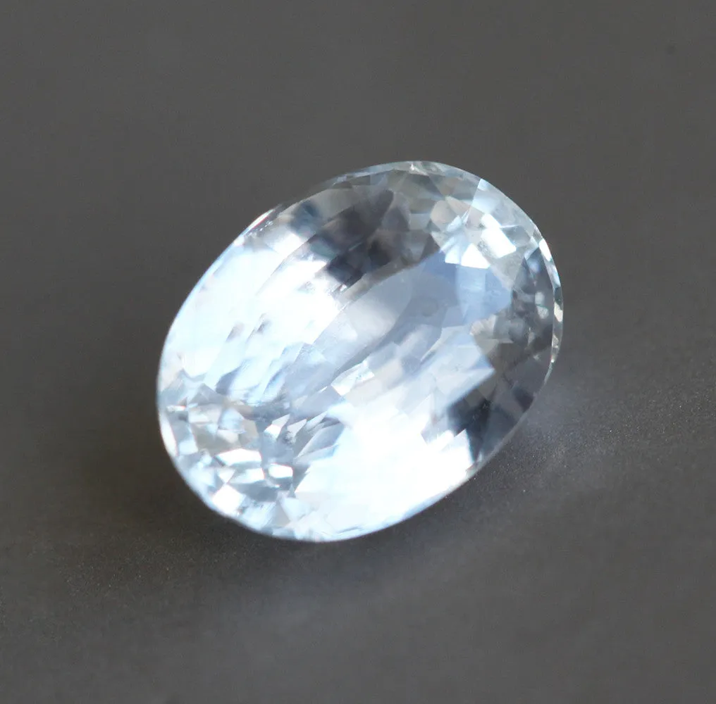 Loose 1.54 Ct Oval White Sapphire