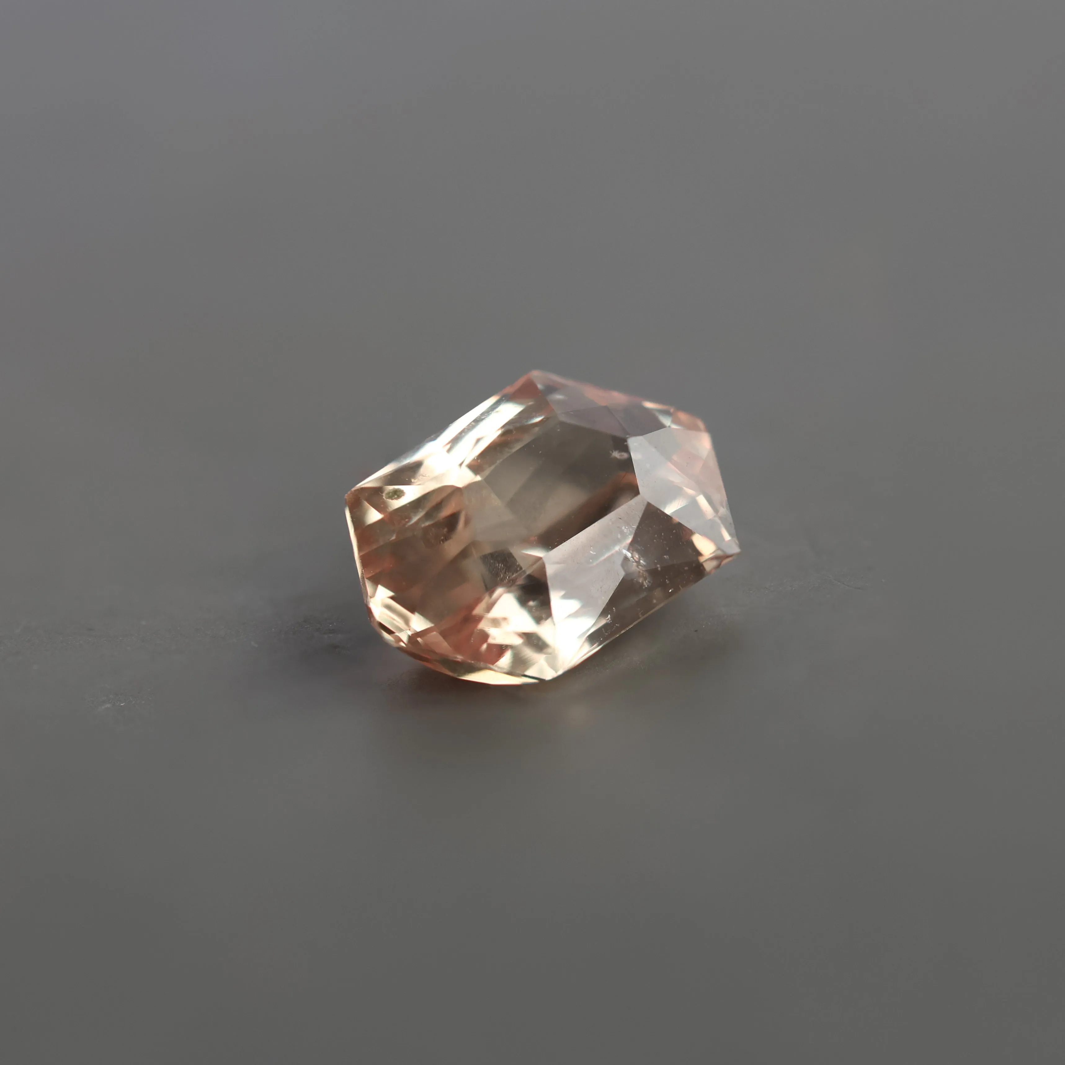 Loose 2.53 Ct Hexagon Peach Sapphire