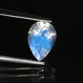 Moonstone | natural, pear cut 7x5mm, VS Africa, 0.7 ct