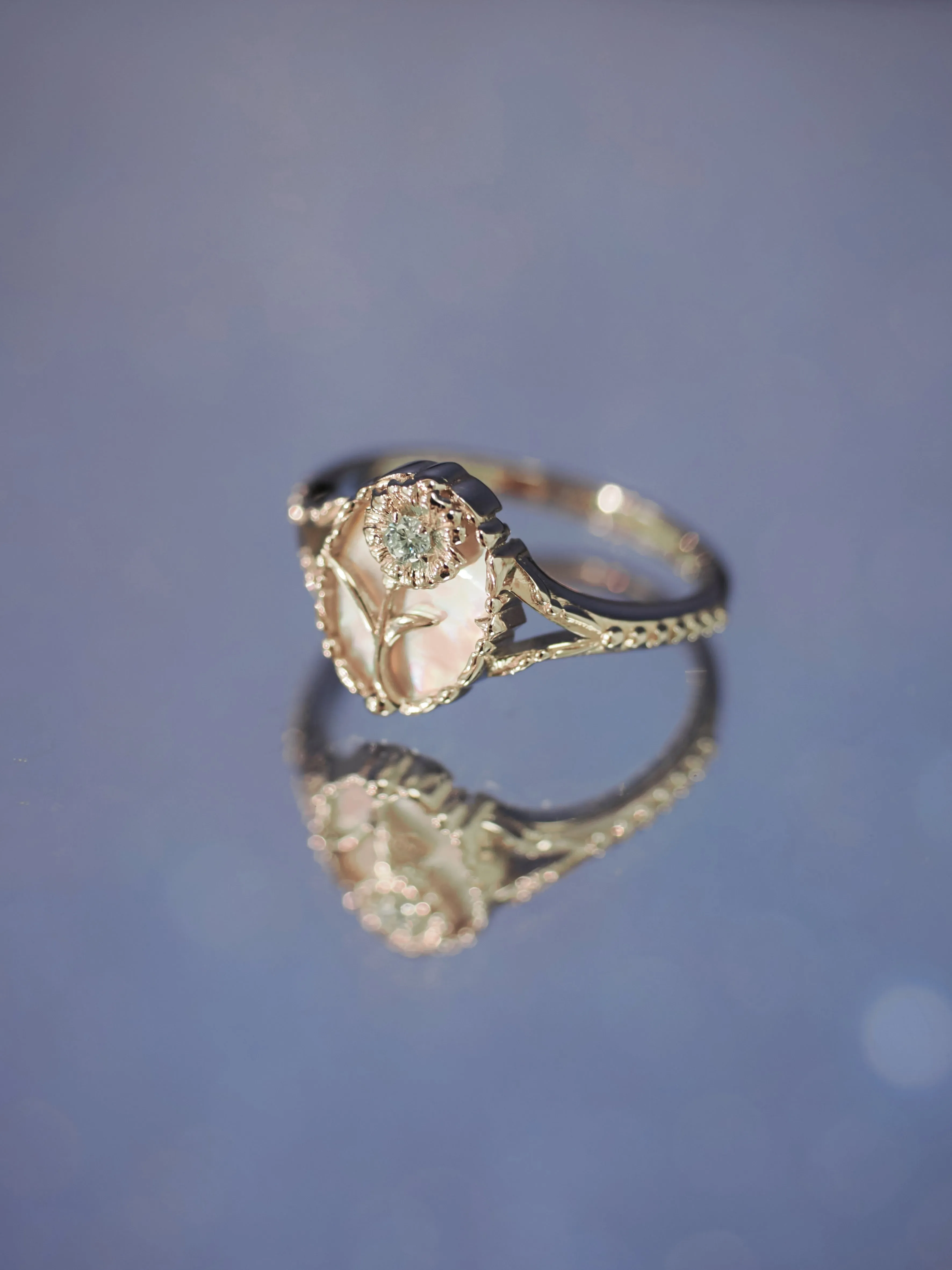 Mother of Pearl Silver Ring - Aster