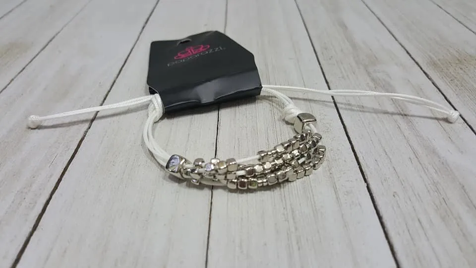 Paparazzi Exclusive Modern Minimalism White Bracelet