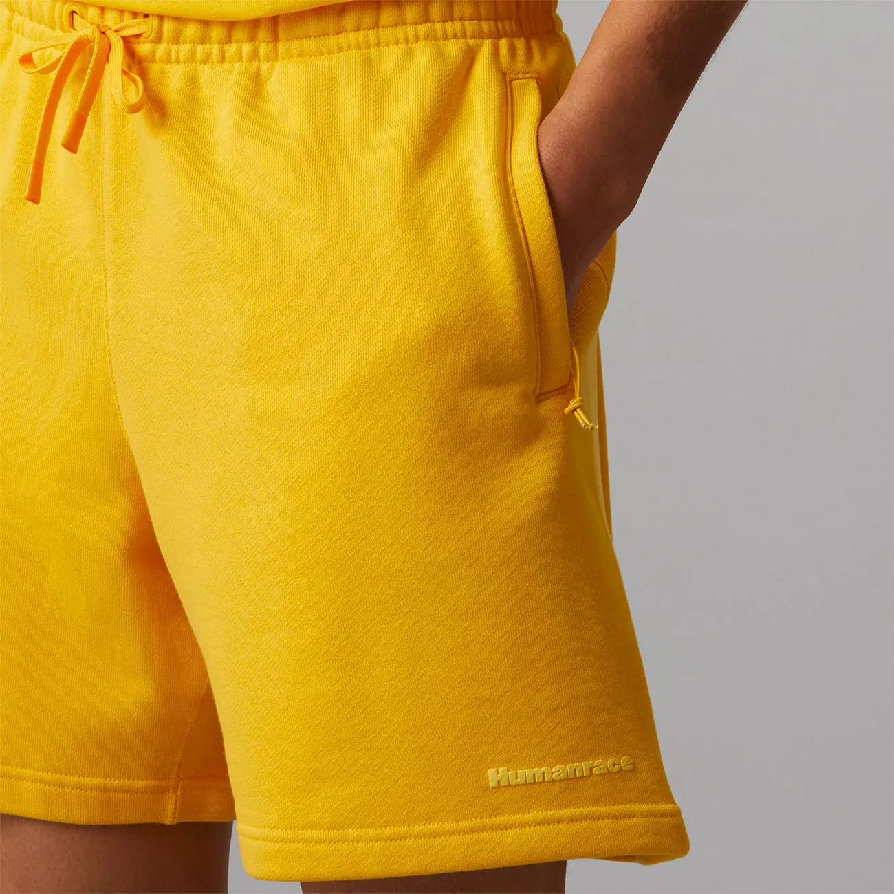 PHARRELL WILLIAMS BASICS SHORT BOLD GOLD