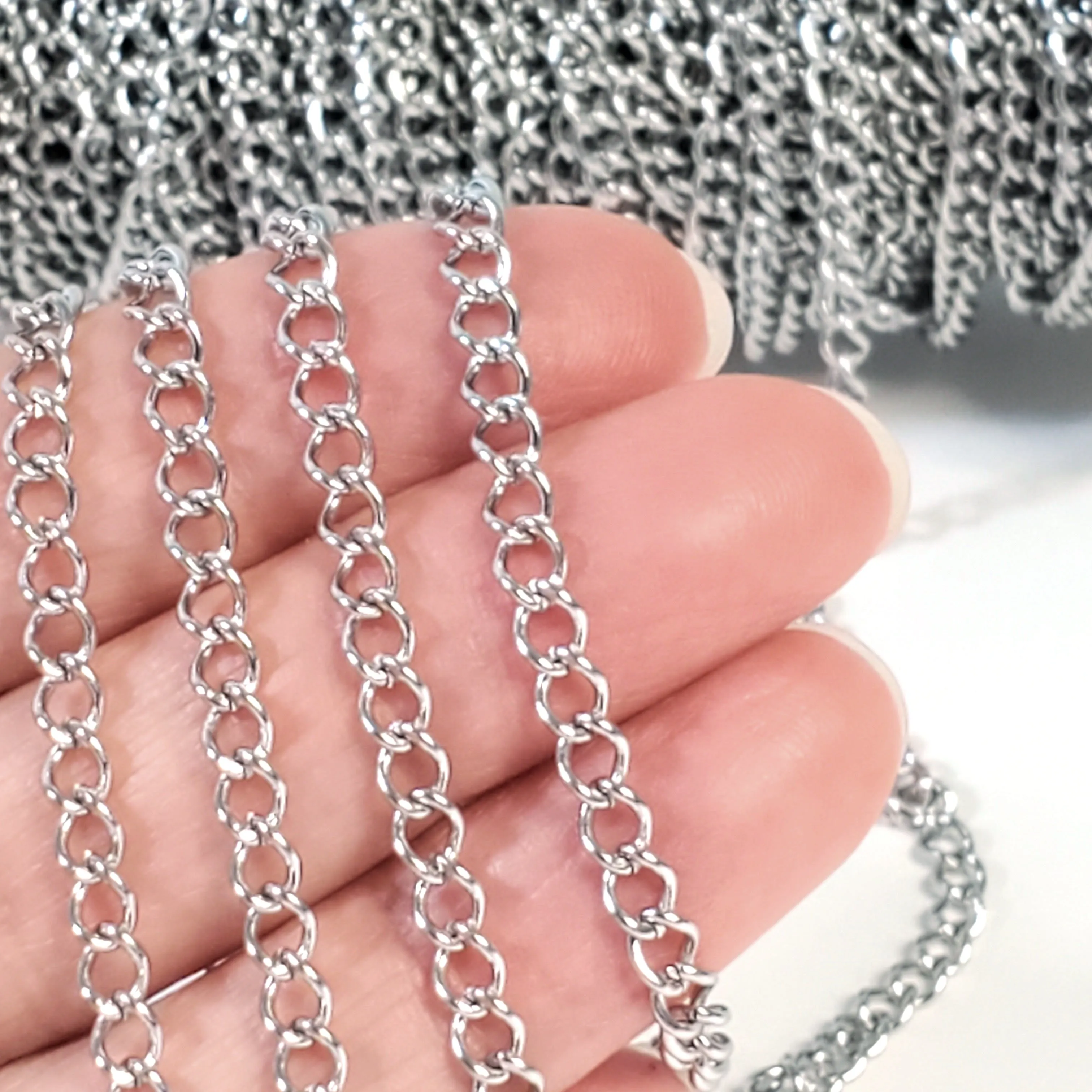 Stainless Twist Chain, Open Link, 5x3.8x0.8mm, 25 Meters, #1950-3