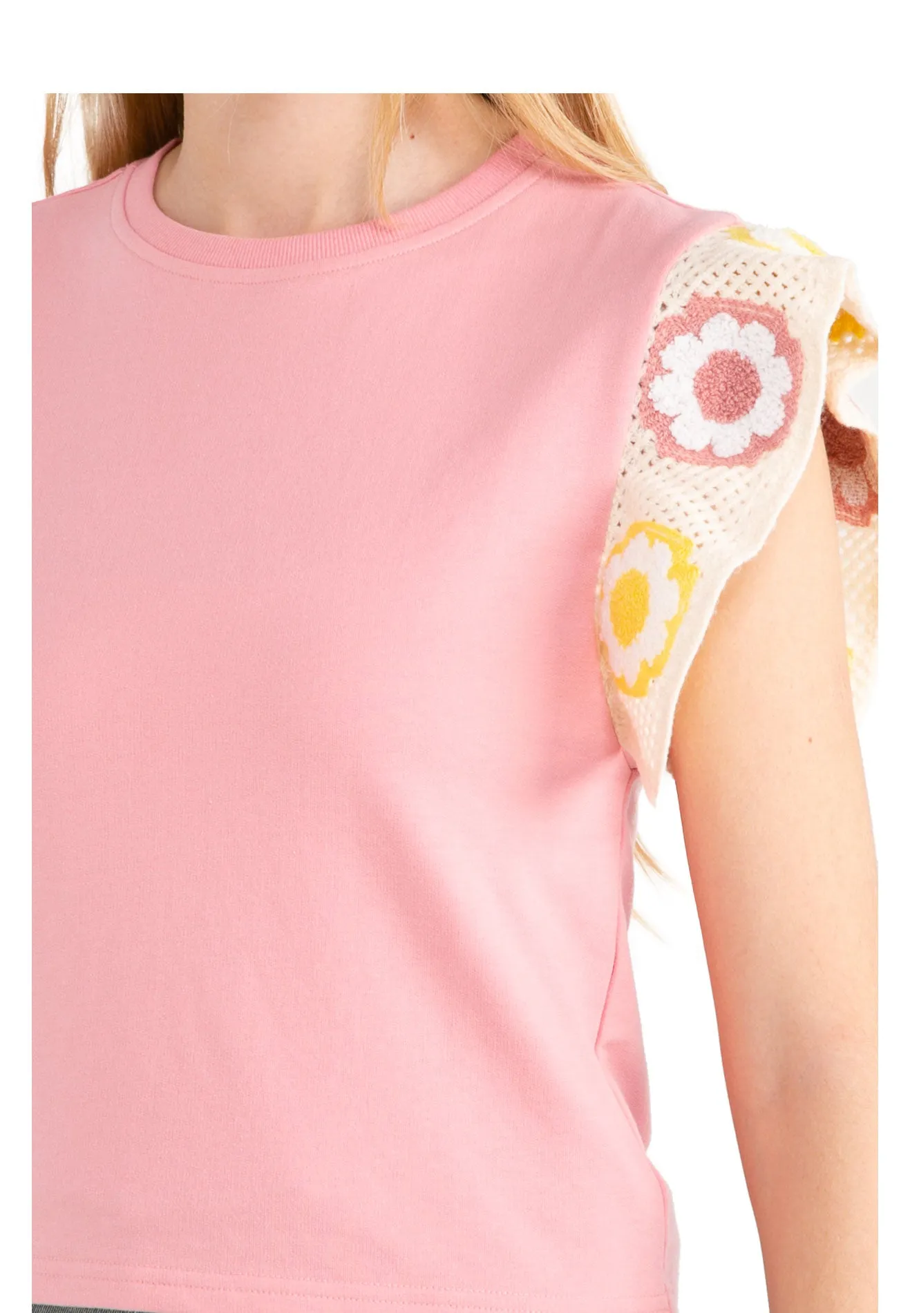 VOIR JEANS Casual Tee with Knitted Floral Sleeves